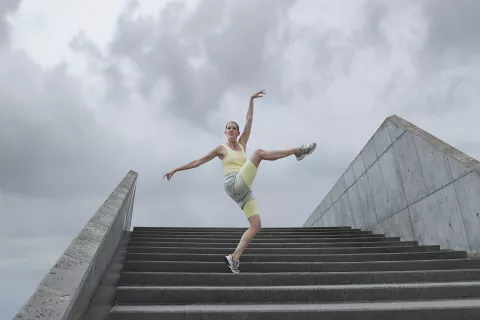 Ganar flexibilidad: ¿cómo cambiar tu mindset para ser más creativa? La flexibilidad Cognitiva es la capacidad de cambiar nuestras respuestas y acciones cuando nuestros contextos cambian