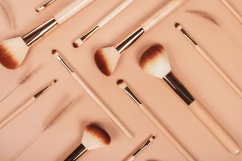 Brochas y pinceles: ¿cómo limpiarlas correctamente? Brochas y Pinceles