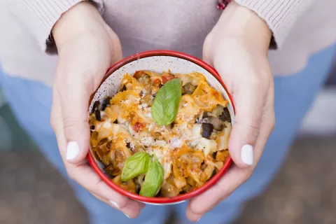 Moñitos con veggies gratinados Moñitos con veggies gratinados