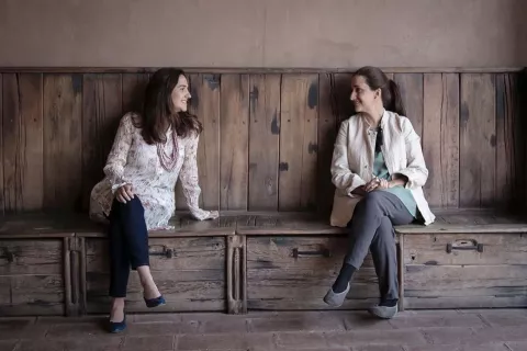 Sustentabilidad: reconvirtieron la bodega familiar y hoy son dueñas de un negocio exitoso Las hermanas Pescarmona son muy distintas y se complementan a la perfección.