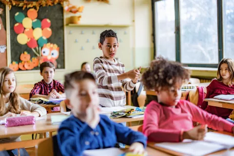 ESI: ¿cómo enseñar sobre sexualidad en las escuelas? ESI: cómo hablar de sexualidad en el colegio con las infancias