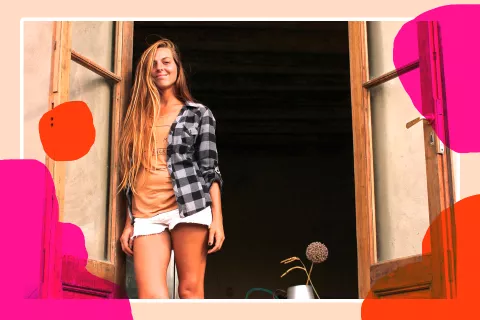 Arquitectura natural: ¿cómo construir una casa eco? Gabriela Lagrange, tiene 29 años y es fotógrafa aficionada