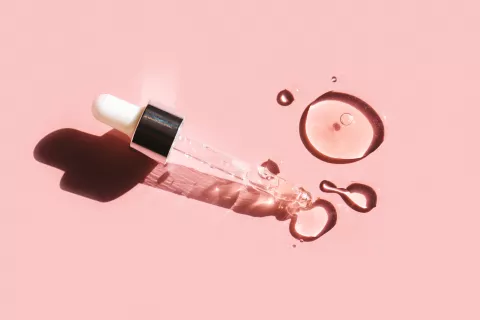 Ácido mandélico: estos son los beneficios de sumarlo en tu rutina de skincare Acné y cuidado de la piel