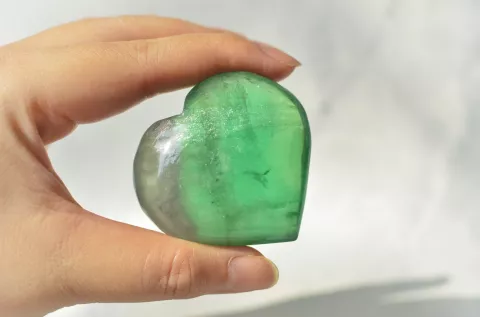 Cristales: ¿qué es y para qué sirve el elixir de cuarzo verde? Elixir de cuarzo verde
