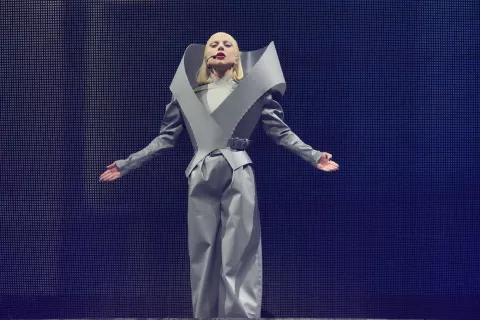Lady Gaga dedicó su show en DC a la lucha por el derecho al aborto Lady Gaga dedicó su show en DC al derecho al aborto.