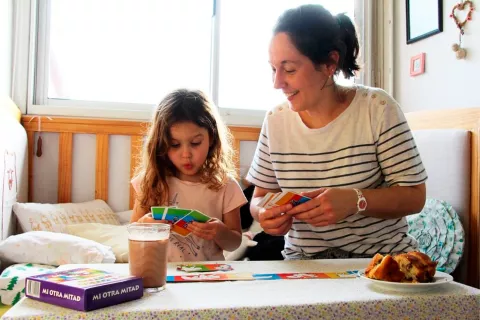 Ejercicios para que los niños aprendan jugando Rita Marini creó juegos para aprender y divertirse