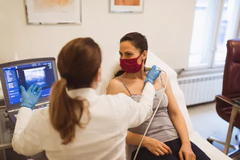Cáncer de tiroides: cuáles son sus síntomas.
