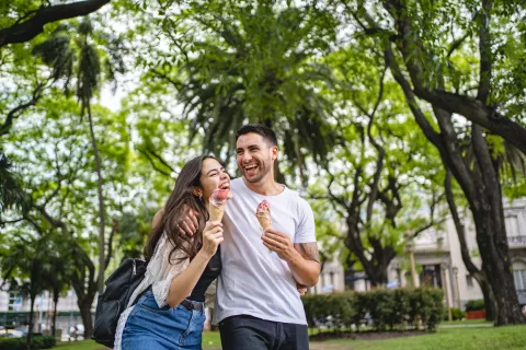 Día de la Primavera: 6 ideas de citas primaverales en CABA Citas low cost: son tendencia en Argentina.