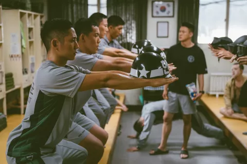 DP: la serie coreana que muestra el peor costado del servicio militar obligatorio D.P. ya está disponible en Netflix.