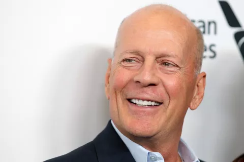 Bruce Willis tiene demencia frontotemporal.