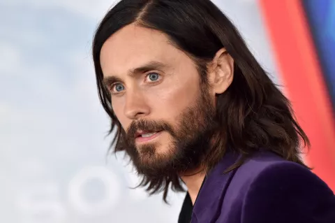 Jared Leto y su línea de belleza inspirada en el desierto Jared Leto presentó su nueva línea de belleza.