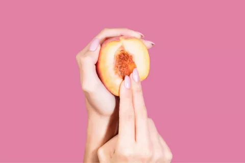 Sexo: 5 posiciones que no deberías intentar porque son peligrosas 5 posiciones sexuales que son peligrosas.