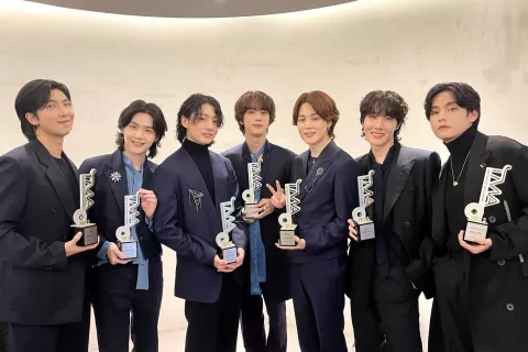 BTS: el emotivo discurso al ganar Artista del Año en el The Fact Music Awards 2022 BTS en los The Fact Music Awards 2022