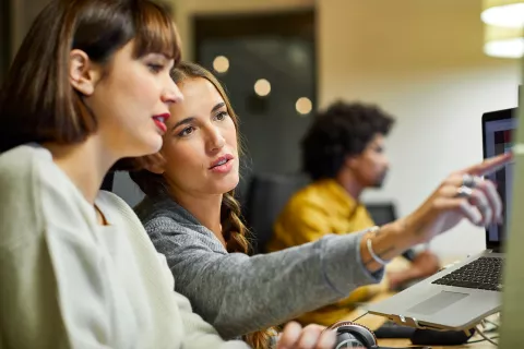 Liderazgo valiente: ¿qué es y cuáles son las claves para ponerlo en práctica? mujer-lider.jpg