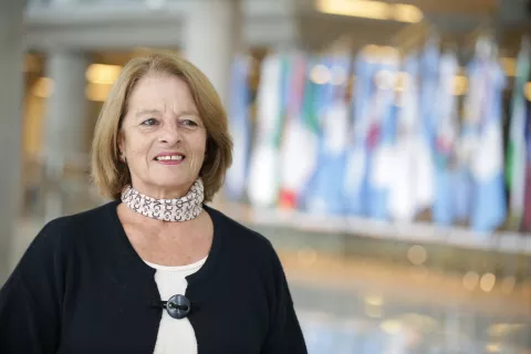 Nacida en Italia, Paola Delbosco es doctora en Filosofía y docente con más de 40 años de experiencia.