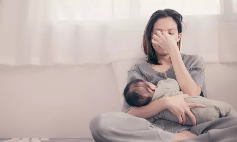 Puerperio: 5 libros que te van a ayudar en esa etapa Las madres puérperas necesitan sentirse acompañadas por su entorno sin ser juzgadas.