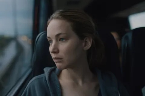 Resurgir: la dramática historia protagonizada por Jennifer Lawrence Jennifer Lawrence protagoniza Resurgir de AppleTv+.