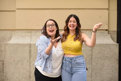 Animarse a emprender: 10 consejos fundamentales para crear tu negocio en Argentina Cecilia y Eliana Motolo crearon una comunidad para capacitar a otras mujeres emprendedoras.