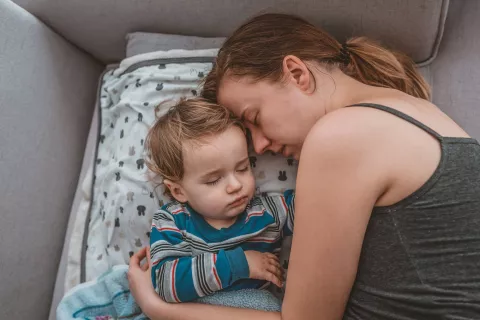 Agotamiento maternal: por qué es clave hablar del burnout Agotamiento maternidad: qué tenés que saber