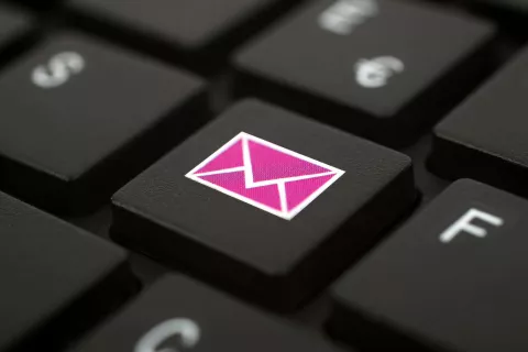 Impacto ambiental: las razones de por qué enviar e-mails contamina Las razones de por qué enviar mails contamina.