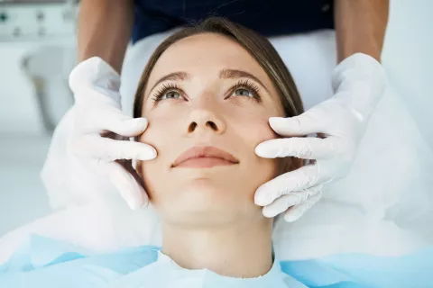 Así es el mensaje Kobido, la técnica natural japonesa que renueva tu piel y logra un efecto lifting Terapias de fotobioestimulación LED: ¿cómo es el tratamiento?