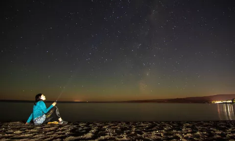 En diversos puntos de la Patagonia, tres mujeres descubren el firmamento