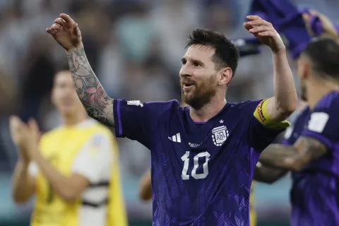 A qué hora es el partido Argentina versus Australia.