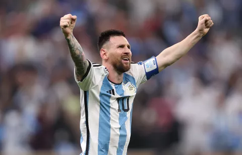 Mundial Qatar 2022: la fotografía que dejaron los festejos en Buenos Aires Lio Messi celebrando después de haber ganado la Copa del Mundo.