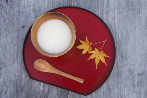 Amazake: la bebida probiótica japonesa con beneficios para tu salud Qué es el amazake, la bebida probiótica japonesa.