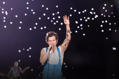 Harry Styles en Buenos Aires: el emotivo momento en que celebró el triunfo de la Selección argentina Harry Styles durante su primer show en Buenos Aires.