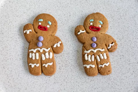 Galletitas navideñas: una receta fácil y rica para hacer las clásicas gingerbread cookies La receta clásica para las gingerbread cookies.