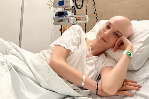 Falleció Helena Huelva, la influencer de 20 años que estaba enferma de cáncer Falleció Helena Huelva, la influencer española de 20 años.