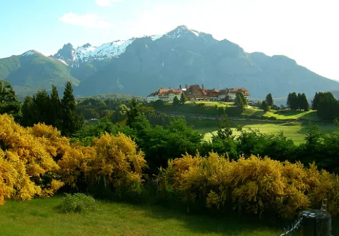 Bariloche: las 7 cosas que no podés dejar de hacer si visitás la ciudad en verano Los 7 highlights de Bariloche.