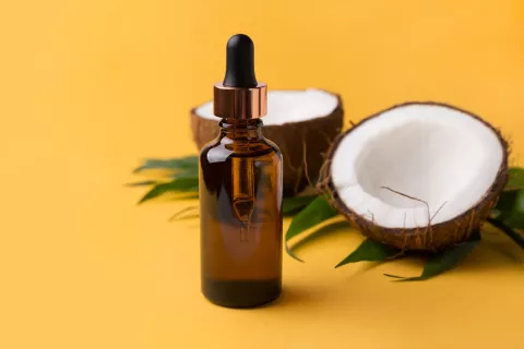 Máscara de aloe vera y aceite de coco: cuáles son los beneficios para el pelo Cuáles son los beneficios del coco para el pelo.