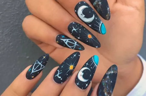 Energía lunar: 5 diseños para tus uñas inspirados en la Luna 5 diseños inspirados en la Luna que te van a copar.
