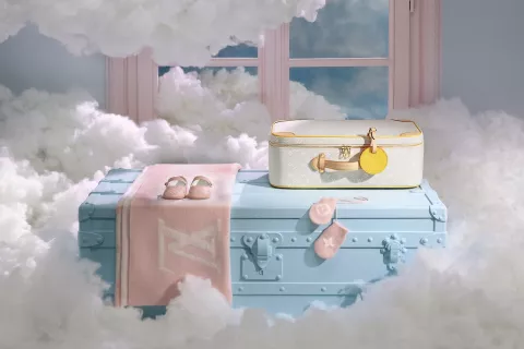 Louis Vuitton: así es su hermosa colección de ropa para recién nacidos Louis Vuitton presentó su colección para recién nacidos.