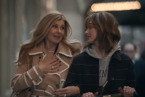 Dear Edward: Connie Britton vuelve a la televisión con una serie que te recordará a Lost Connie Britton es una de las protagonistas de Dear Edward.