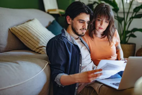 Economía personal: 3 consejos claves para manejar las finanzas junto a tu pareja Por qué es clave que organices una "cita" financiera.