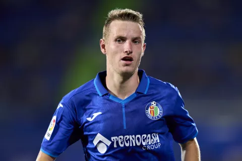 Jakub Jankto, el futbolista checo de 27 años que contó en las redes que es gay.