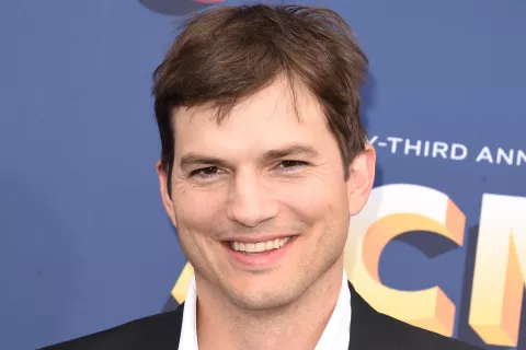 Ashton Kutcher habló sobre su amor por Messi: “Debería estar en la Biblia” Ashton Kutcher.