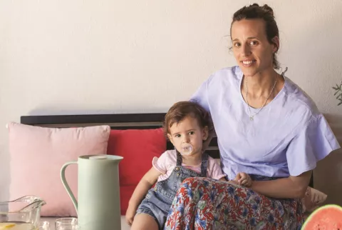 Lucía Piñero y su hija disfrutan del nuevo hogar.