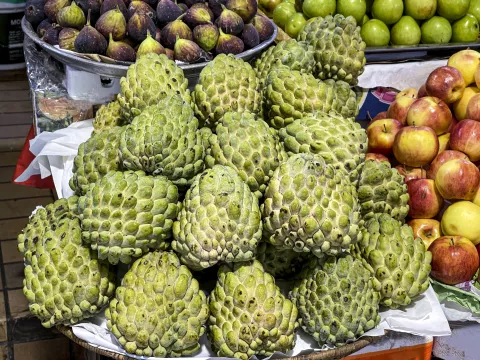 5 frutas exóticas para comprar en el barrio chino Frutas exóticas para comprar en el barrio chino.