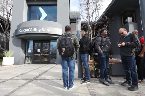 Corrida bancaria en EE.UU.: ¿cómo afecta en Argentina? La quiebra de Silicon Valley Bank, el impacto en EE.UU. y el resto del mundo