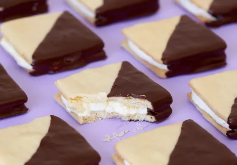 Receta de galletitas rellenas: paso a paso para hacer las "Tita” caseras Paso a paso para hacer galletitas caseras.