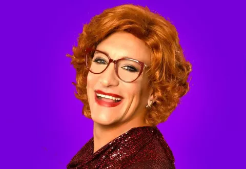 Tootsie, la comedia protagonizada por Nico Vázquez, cumplió sus primeras 100 funciones Nico Vázquez se pone en la piel de Dorita; el mítico personaje interpretado por Dustin Hoffmann en el film de 1982.