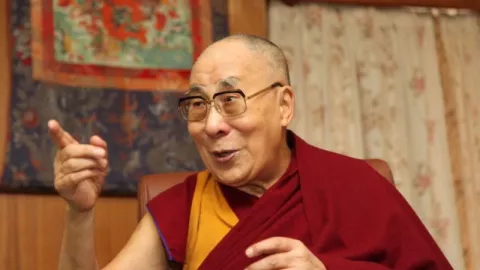 Abuso sexual en la infancia: no podemos mirar para otro lado El Dalai Lama abusó sexualmente de un niño.