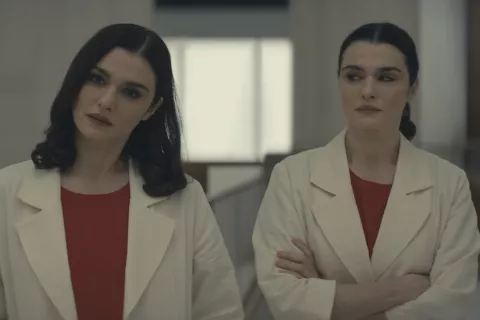 Dead Ringers: por qué todos estamos obsesionados con la nueva serie de Amazon Prime Video Dead Ringers es la nueva ficción estrella de Amazon Prime Video.