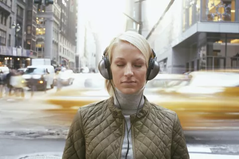Síndrome de pensamiento acelerado: por qué algunos especialistas lo consideran el mal de siglo XXI Cuáles son los síntomas del síndrome de pensamiento acelerado.