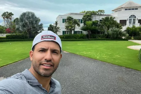 Kun Agüero: mostró cómo es su lujosa mansión en Miami Kun Agüero: así es su impresionante mansión en Miami.
