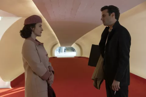 Estrenos de series: 8 ficciones que llegan en abril y que no te vas a querer perder The Marvelous Mrs. Maisel estrena el próximo 14 de abril en Amazon Prime Video.